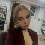 Кэт лично